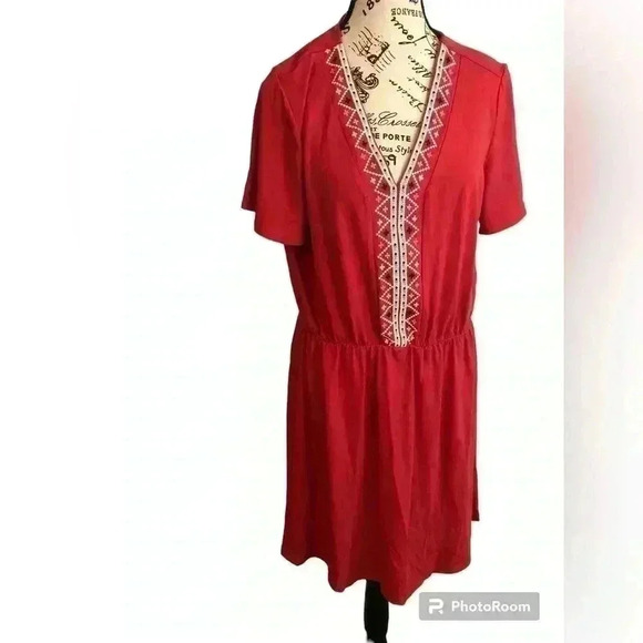 Old Navy Ladies Large Cross Stitched Dress S/S Elastic Waist - Picture 1 of 6